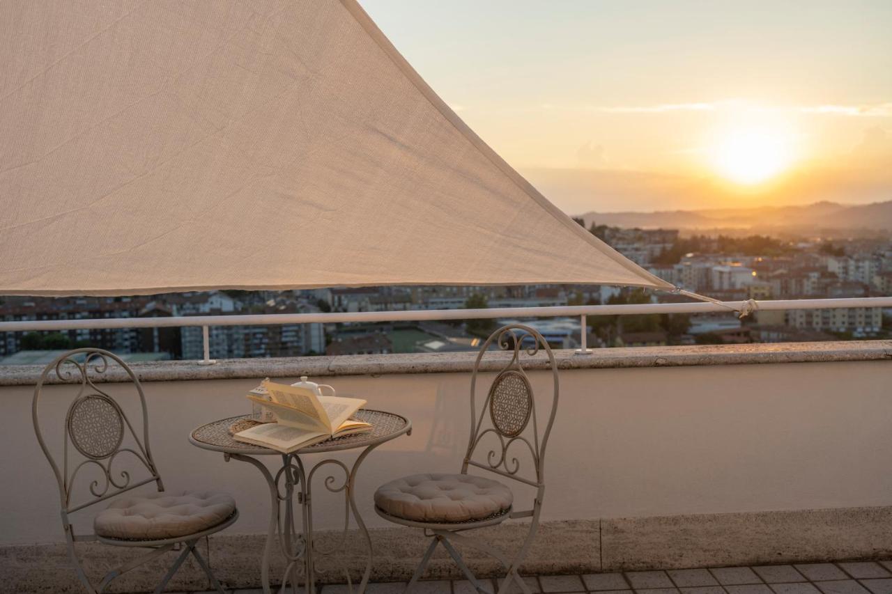 "Villa Alba" Authentic Hospitality And Sustainability In The Heart On Langhe エクステリア 写真