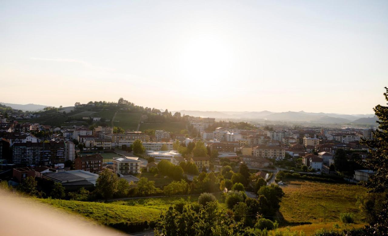 "Villa Alba" Authentic Hospitality And Sustainability In The Heart On Langhe エクステリア 写真